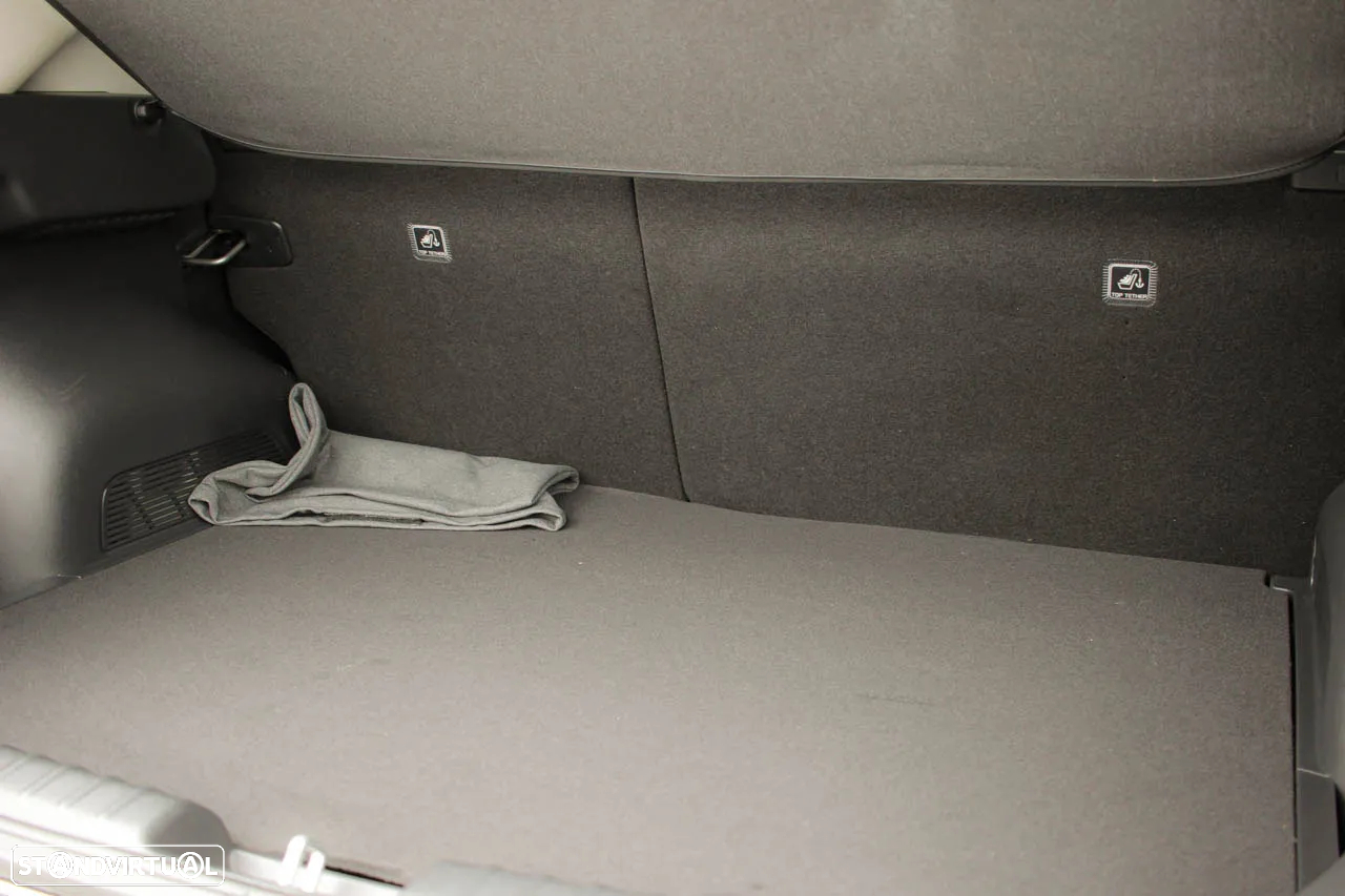 Kia Niro EV 64kWh Tech - 8