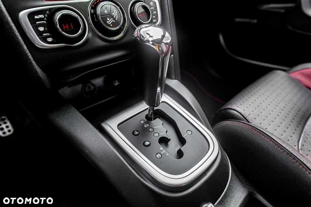 Citroën DS4 1.6 THP SoChic - 30