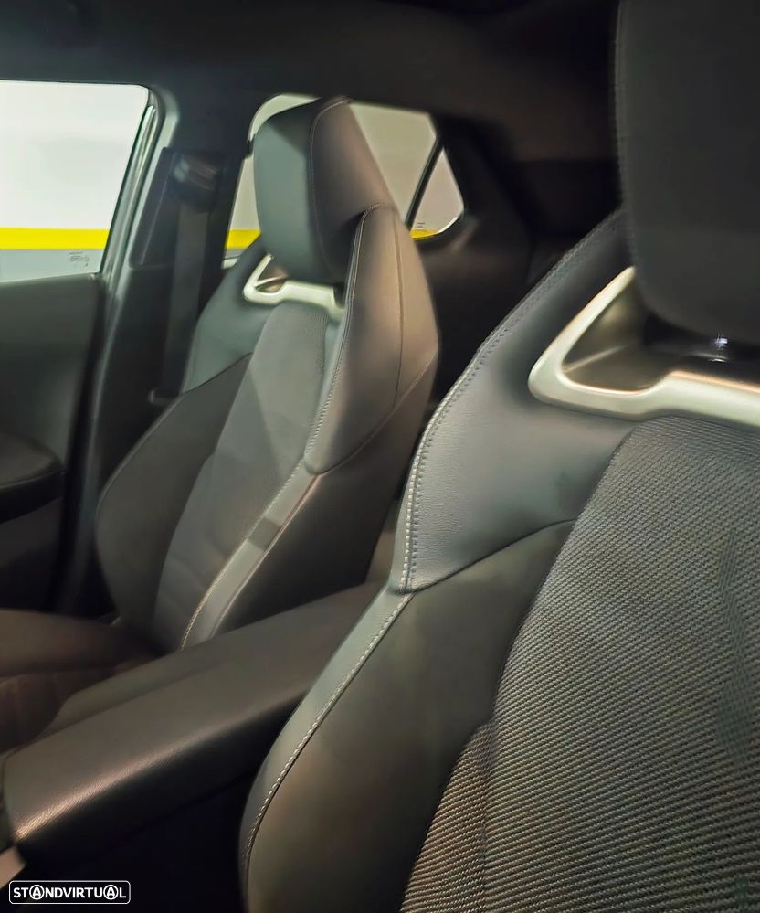 Toyota C-HR 1.8 Hybrid Lounge - 11