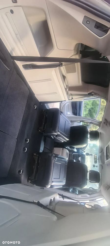 Chrysler Town & Country 3.6 Touring - 27