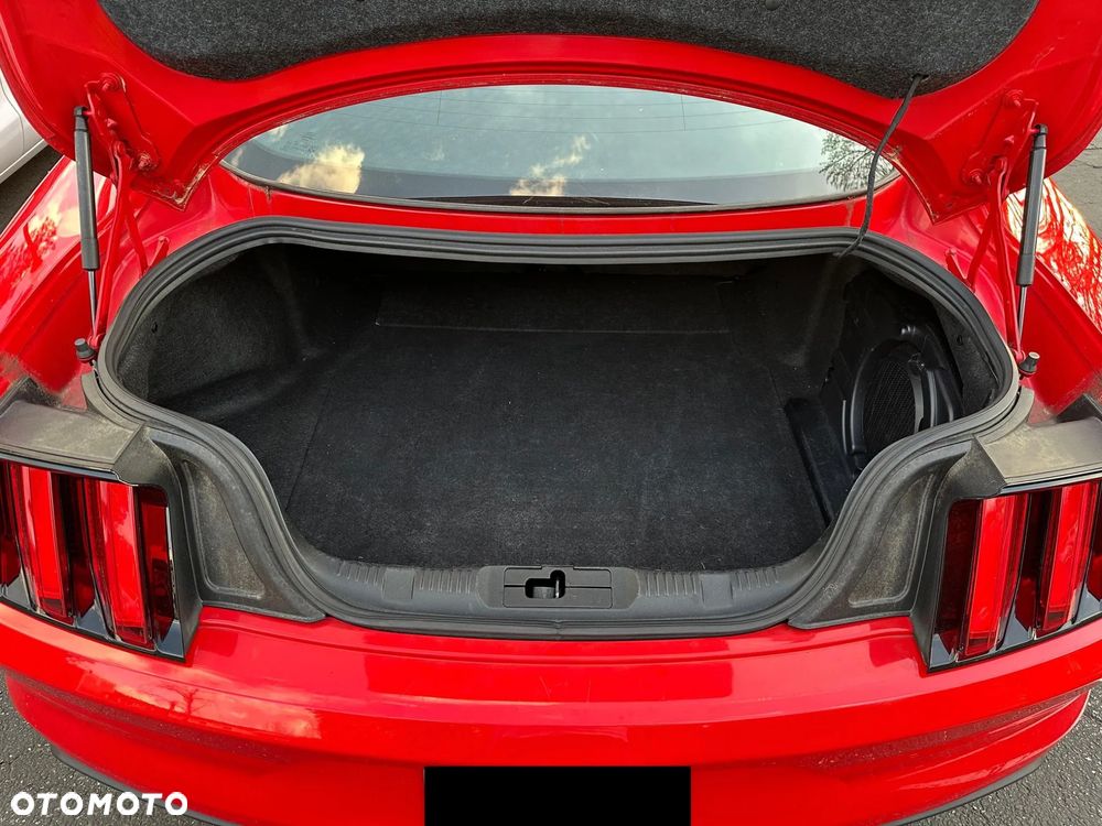 Ford Mustang 5.0 V8 GT - 26