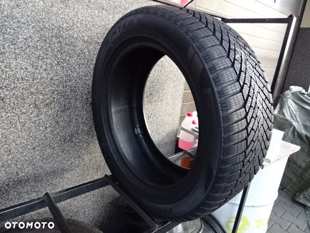 255/50/R19 107V Pirelli Cinturato Winter 2 - 4