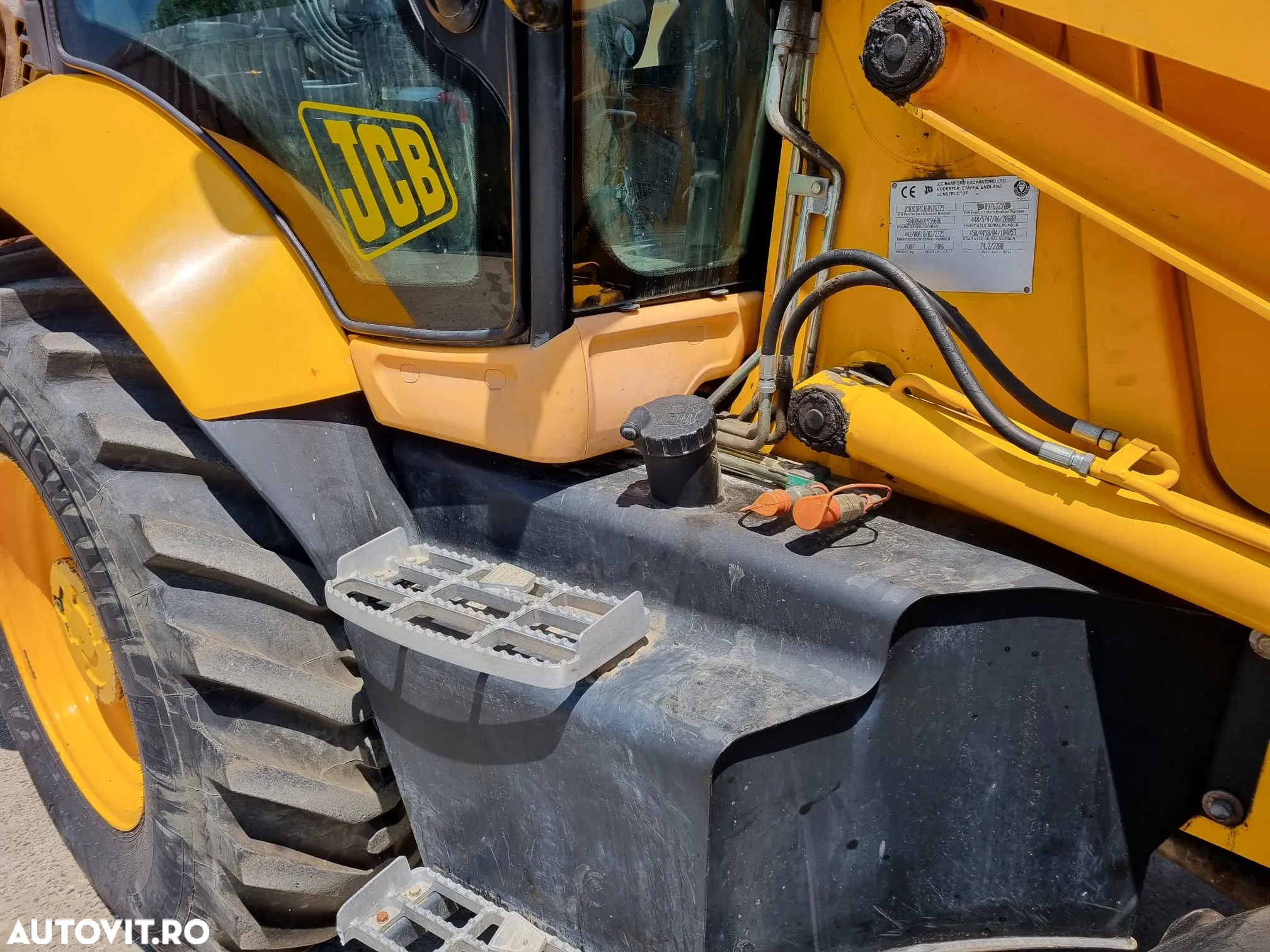 JCB 3CX - 12