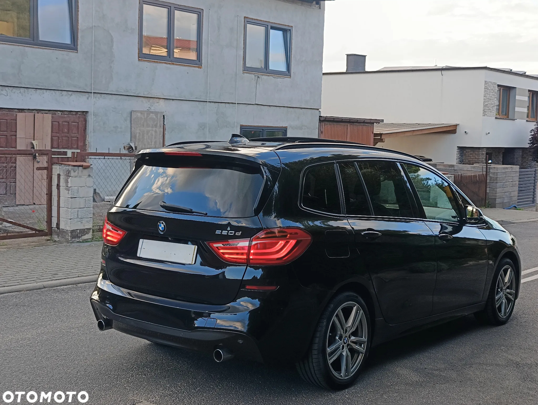 BMW Seria 2 220d Luxury Line sport - 2