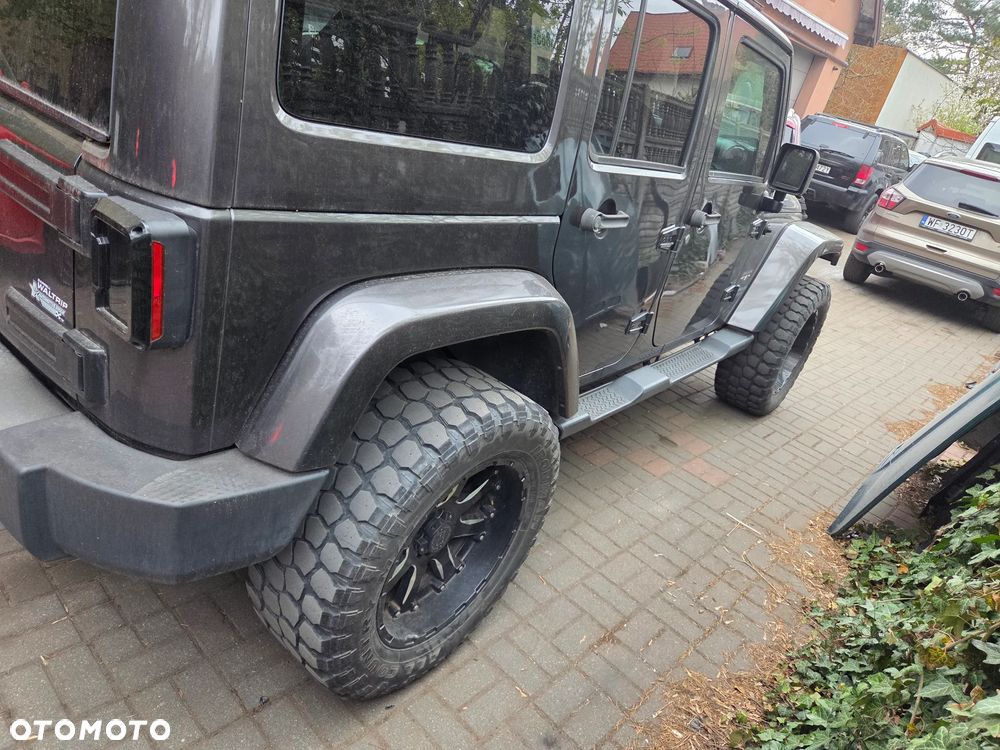 Jeep Wrangler 3.6 Unlim Sahara - 11