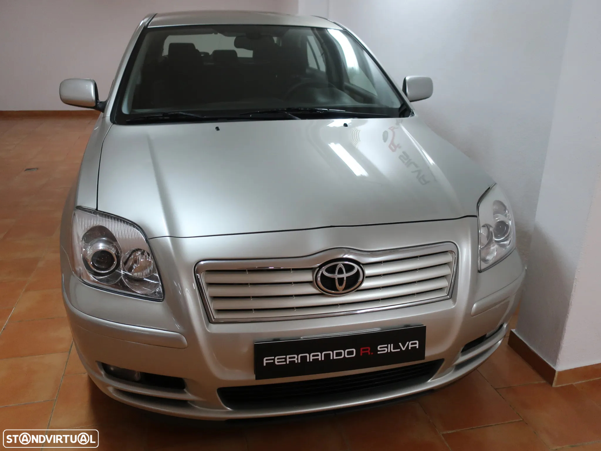 Toyota Avensis SD 2.0 D-4D Sol - 27