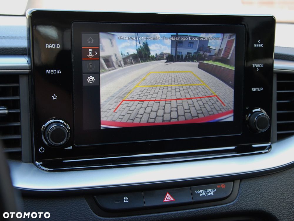 Kia Ceed - 27