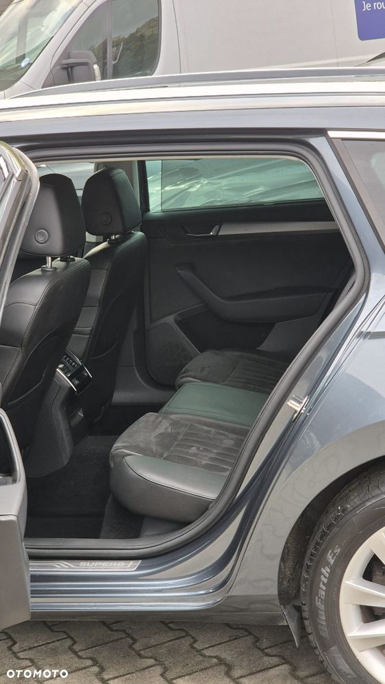 Skoda Superb 1.6 TDI DSG Ambition - 12