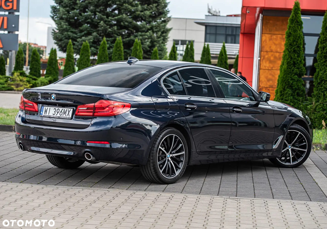 BMW Seria 5 520d xDrive Luxury Line - 13