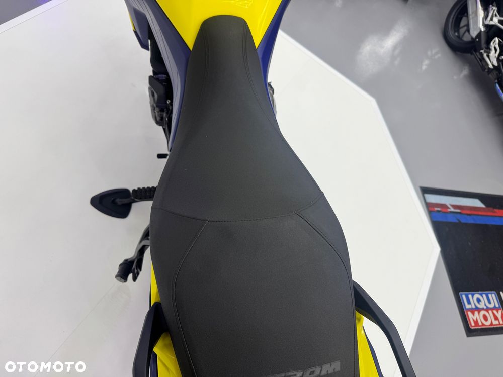 Suzuki V-STROM - 36