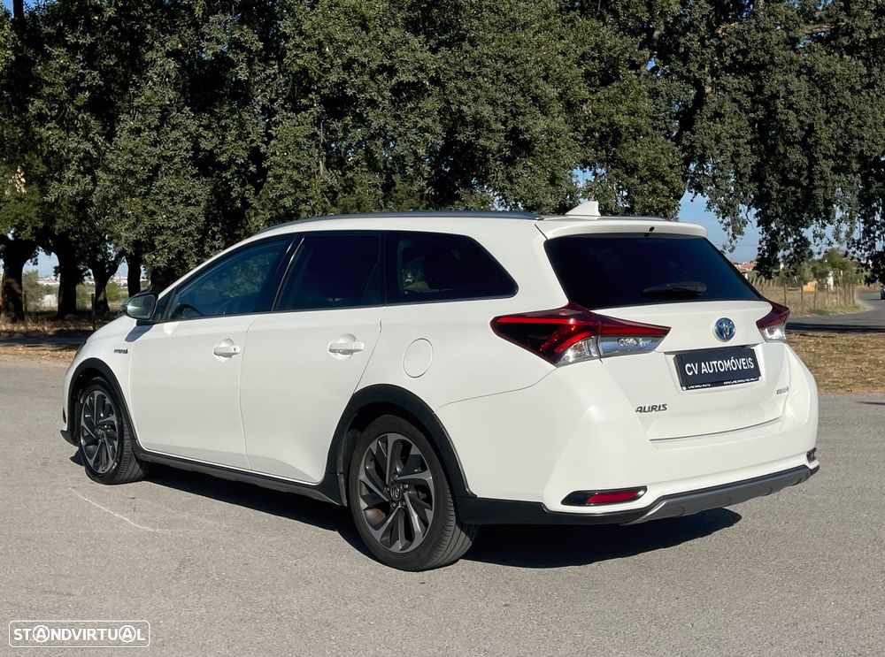 Toyota Auris Touring Sports 1.8 HSD Comfort +P.Sport+Navi - 7