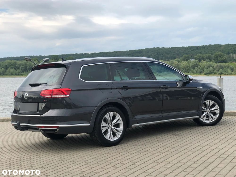Volkswagen Passat Alltrack - 24