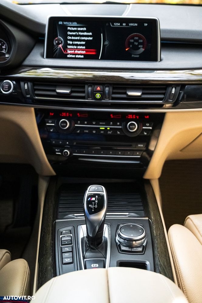 BMW X5 M M50d - 27