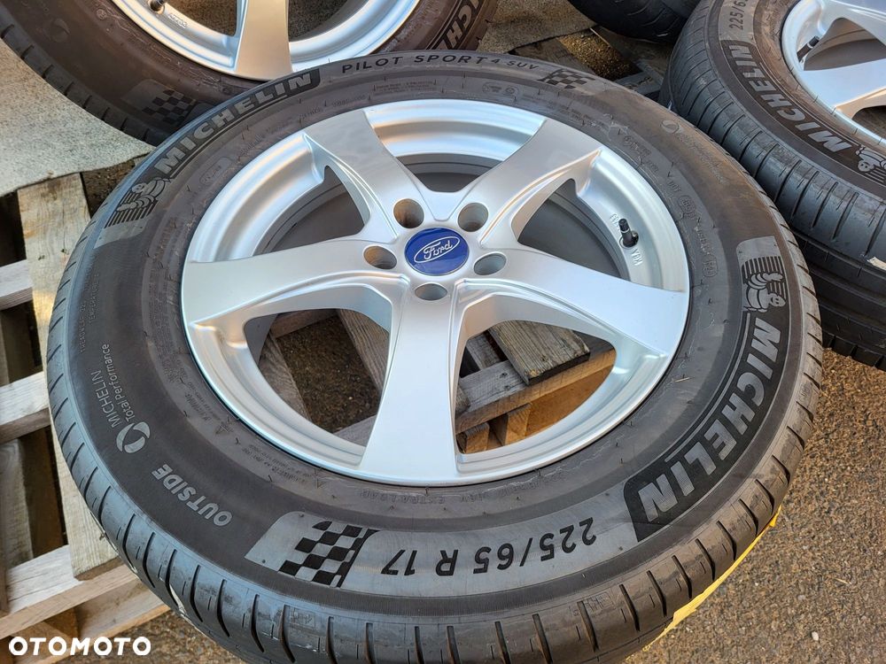 [K377] Koła zimowe 17 Cali 5x108 Michelin 225/65/17 FORD Kuga 5mm 23r - 3