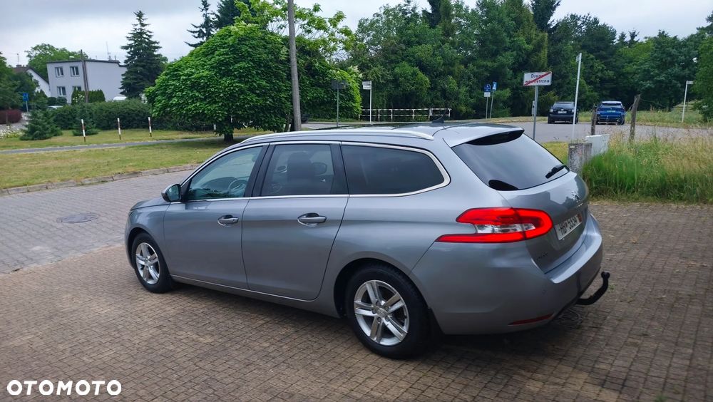 Peugeot 308 BlueHDi 120 Stop & Start Business-Line - 28