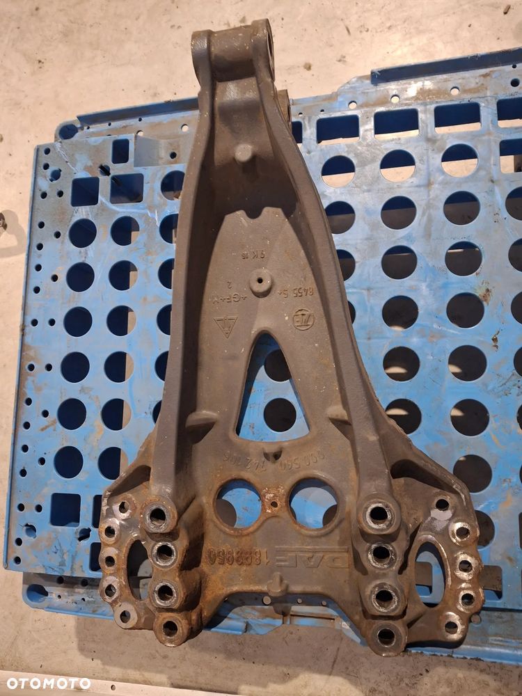 MOCOWANIE ŁAPA UCHWYT  ZAWIESZENIA RESORA TYŁ DAF CF 400 XF 106 EURO 61899950 - 2