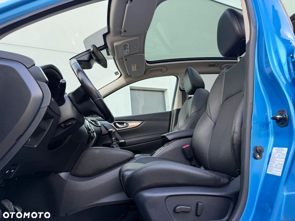 Nissan Qashqai 1.6 DIG-T N-Connecta - 25