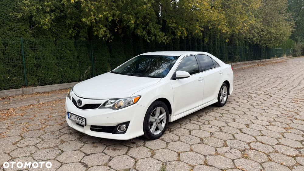 Toyota Camry - 9