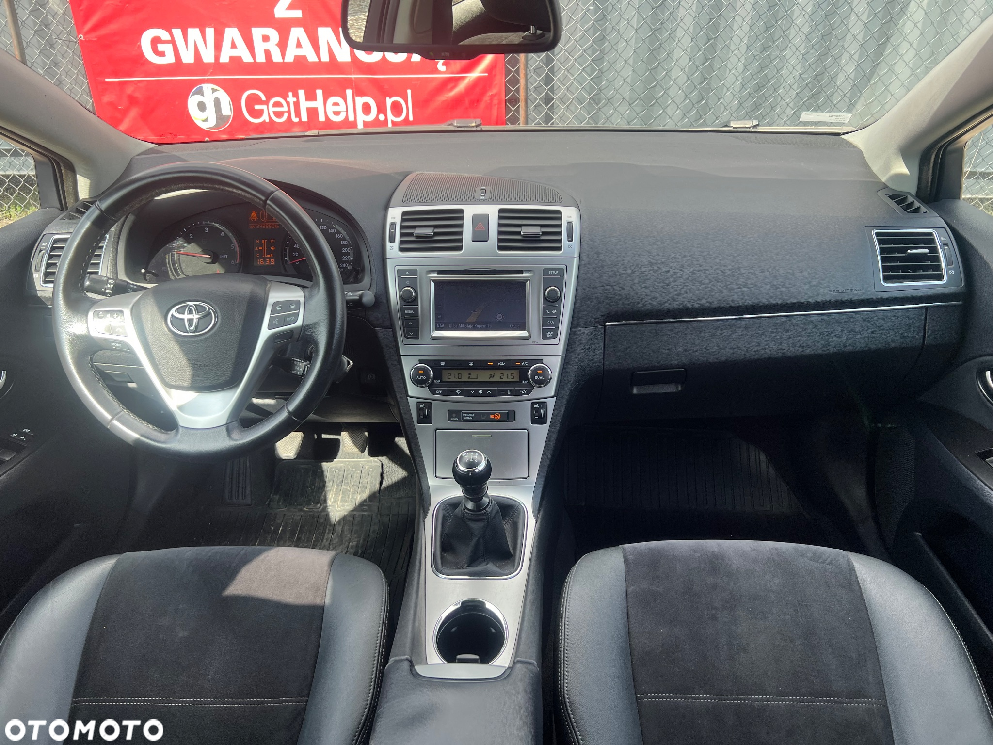 Toyota Avensis Combi 2.0 D-4D Executive - 8