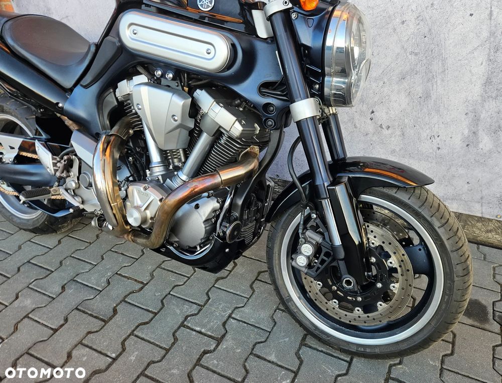 Yamaha MT - 18