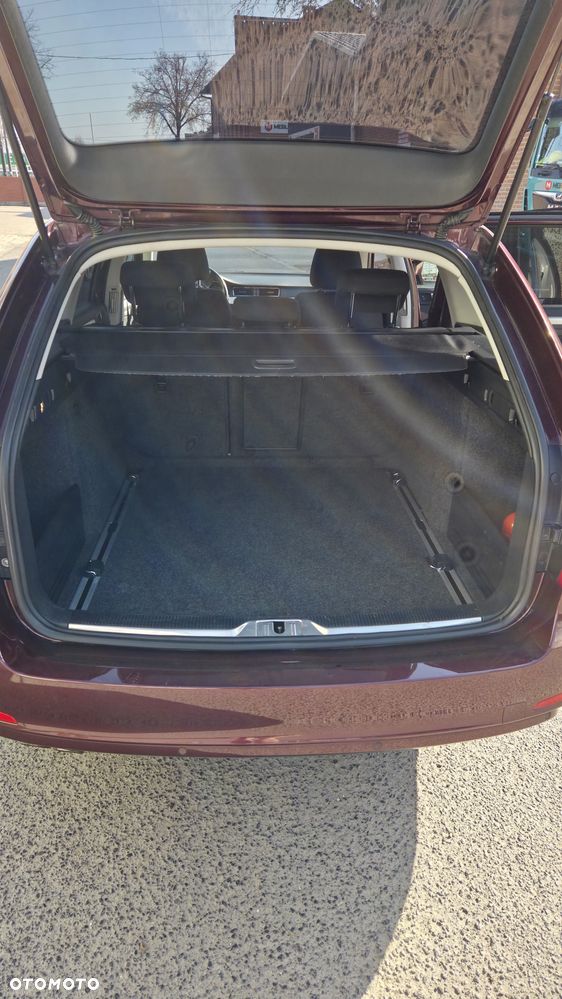 Skoda Superb 2.0 TDI Comfort - 8