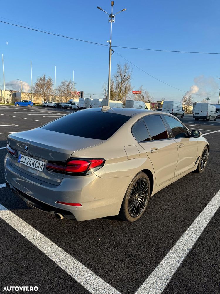BMW Seria 5 530d xDrive AT - 4