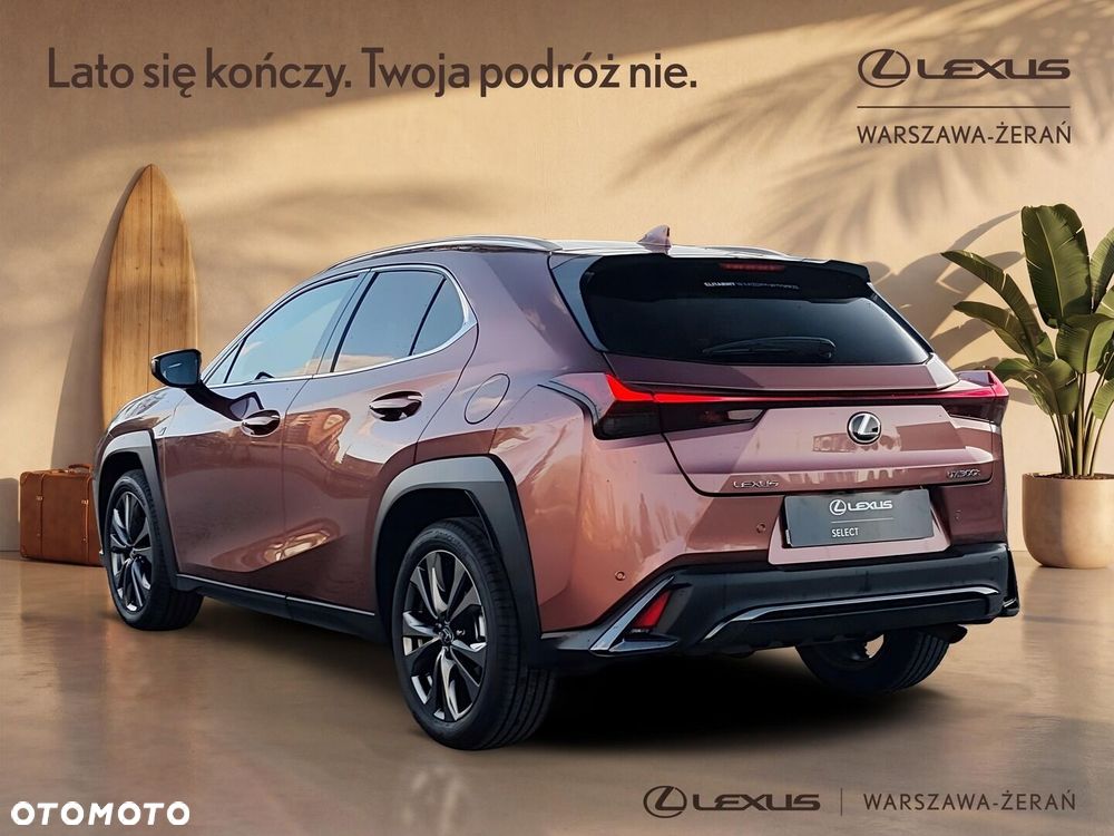 Lexus UX 300h F Sport Design - 5