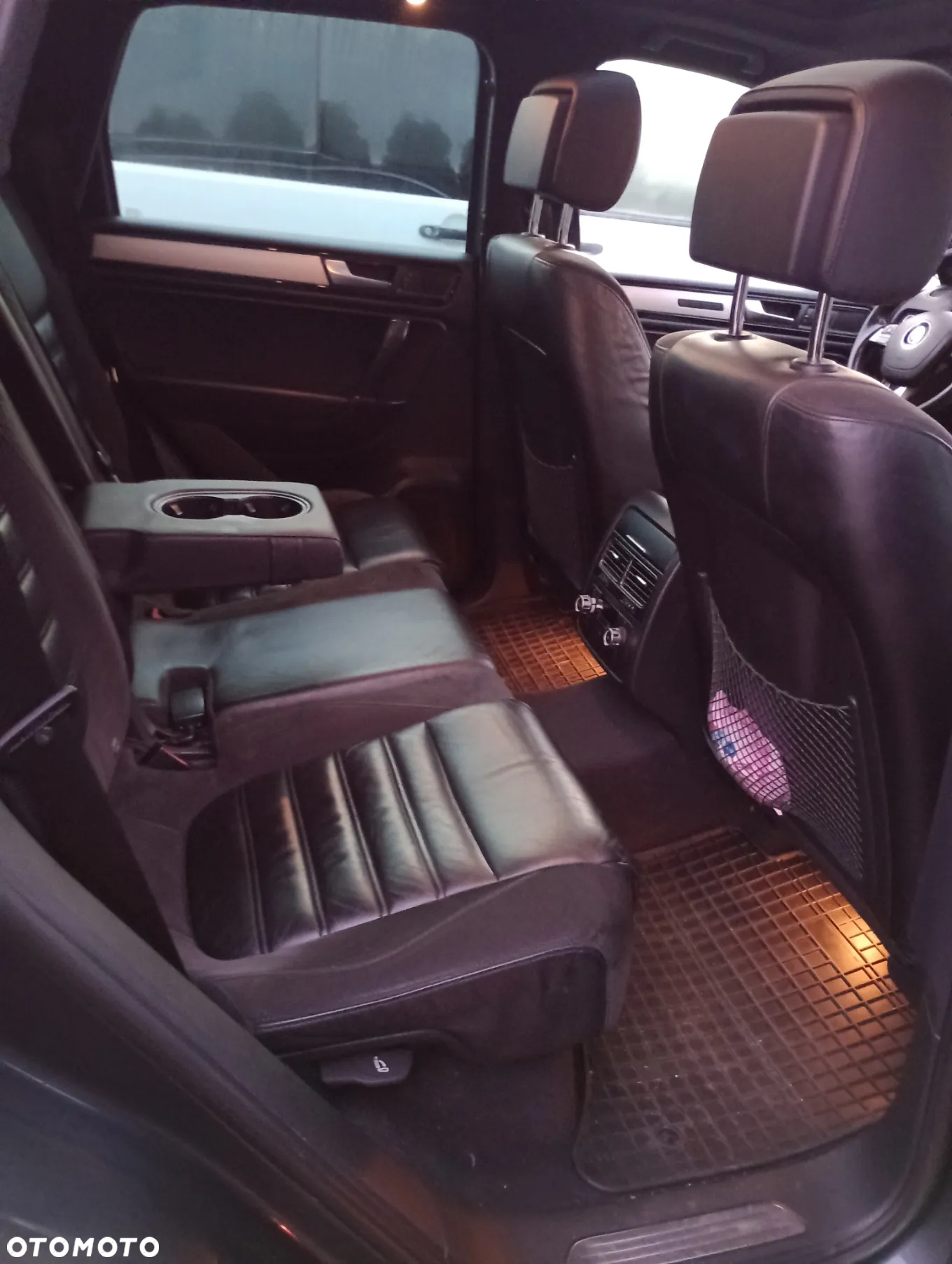 Volkswagen Touareg - 13