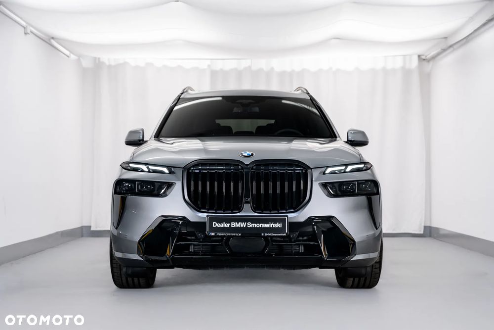 BMW X7 - 6