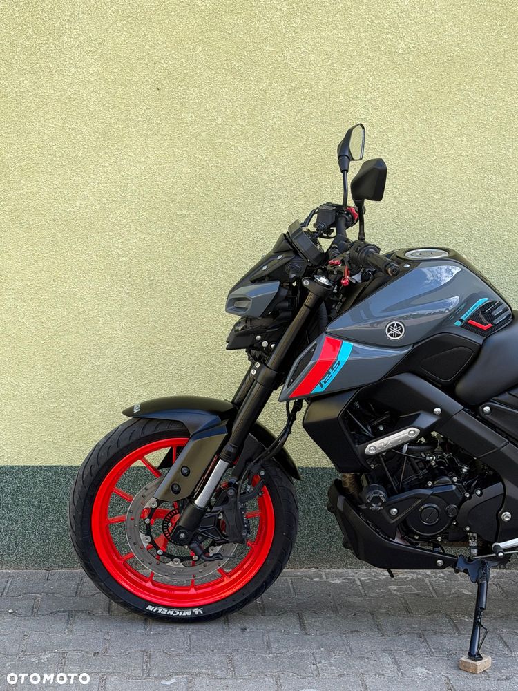 Yamaha MT - 27