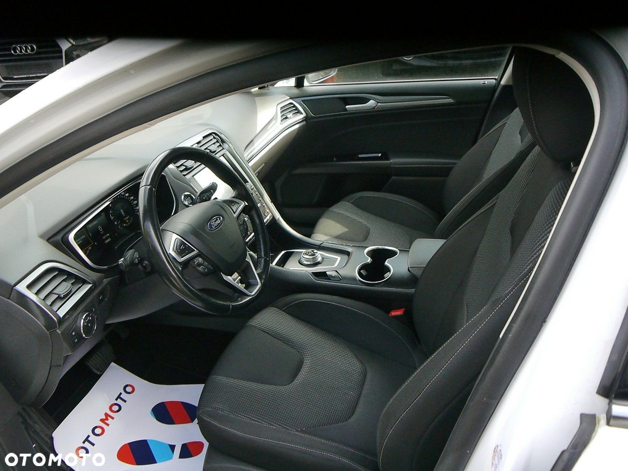 Ford Mondeo - 30
