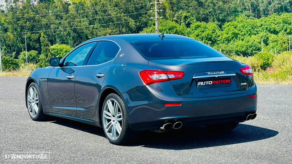 Maserati Ghibli 3.0 V6 - 10