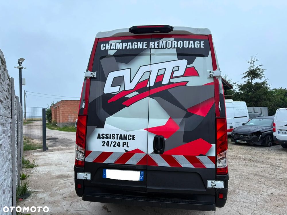 Iveco DAILY * 2024 Model * 3.0 HPI 180KM * 6.000km JAK NOWY * - 18