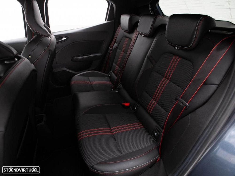 Renault Clio 1.5 Blue dCi RS Line - 9