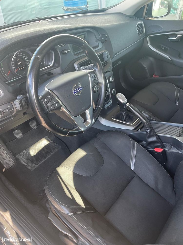 Volvo V40 1.6 D2 Eco Momentum - 7