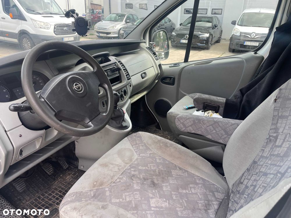 Opel Vivaro - 5