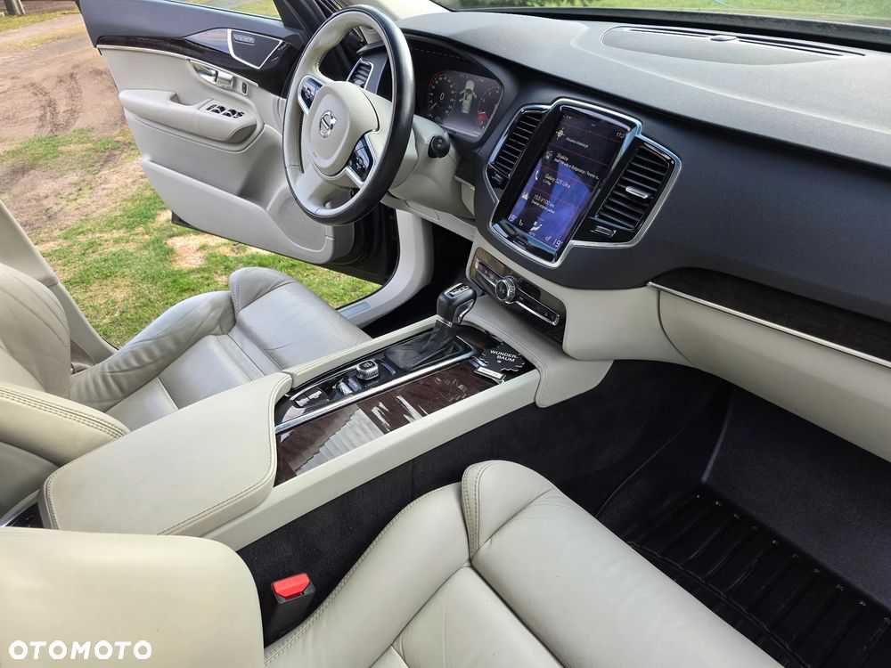 Volvo XC 90 T6 AWD Geartronic Momentum - 19