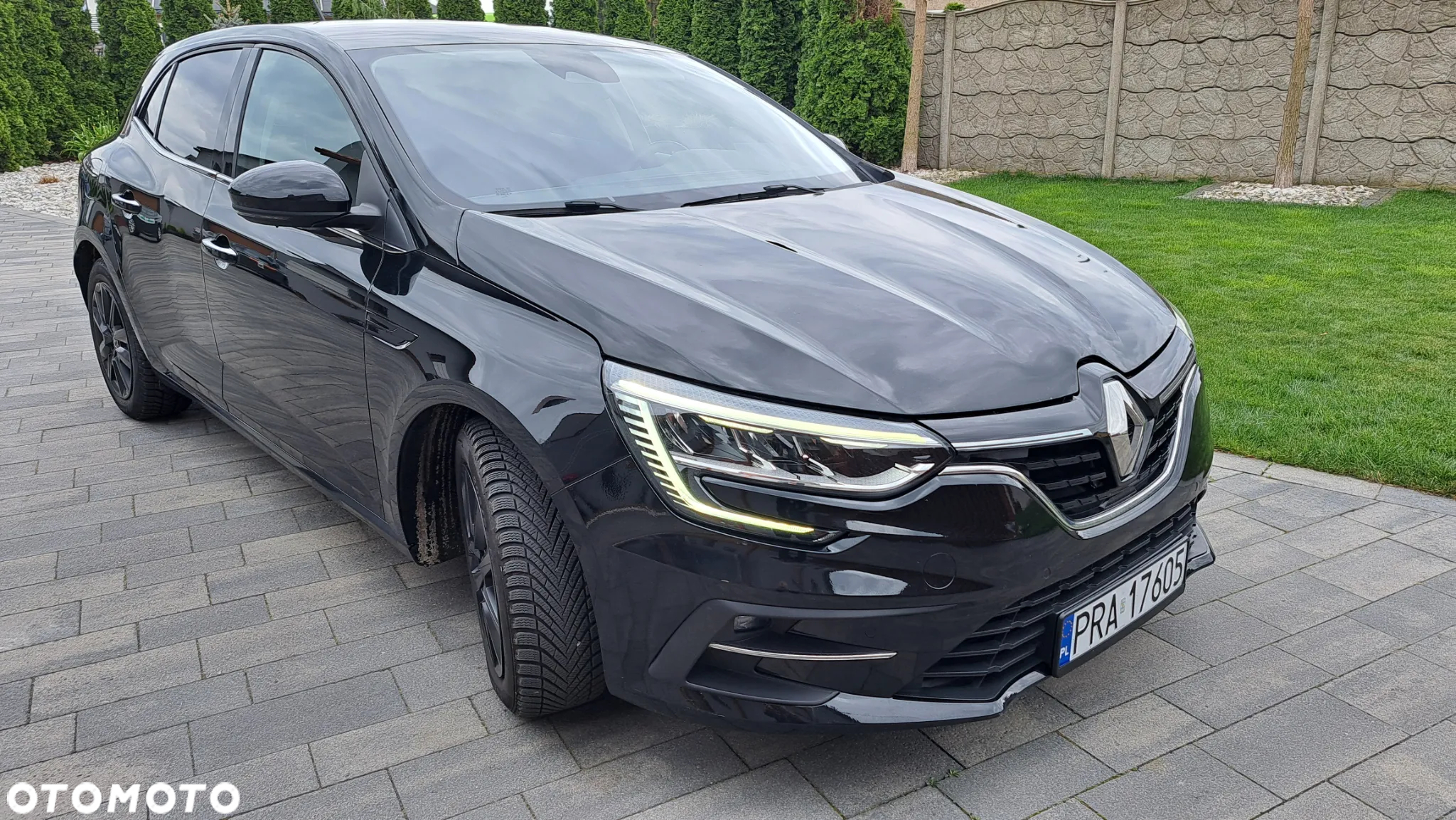 Renault Megane 1.5 Blue dCi Intens - 10