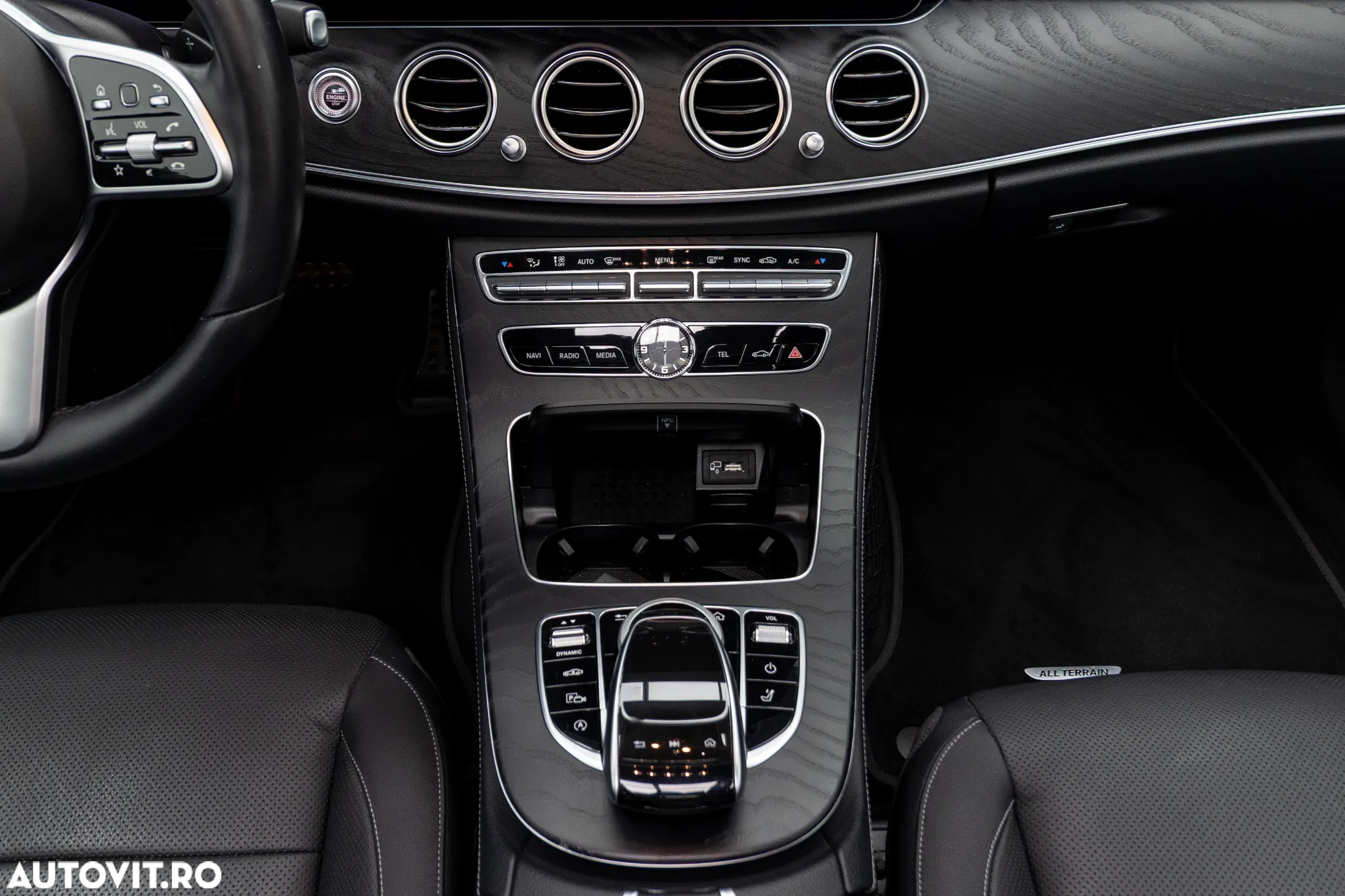 Mercedes-Benz E 220 d 4Matic 9G-TRONIC Avantgarde - 34