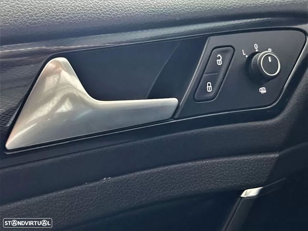 VW Golf 2.0 TSi GTi DSG - 43