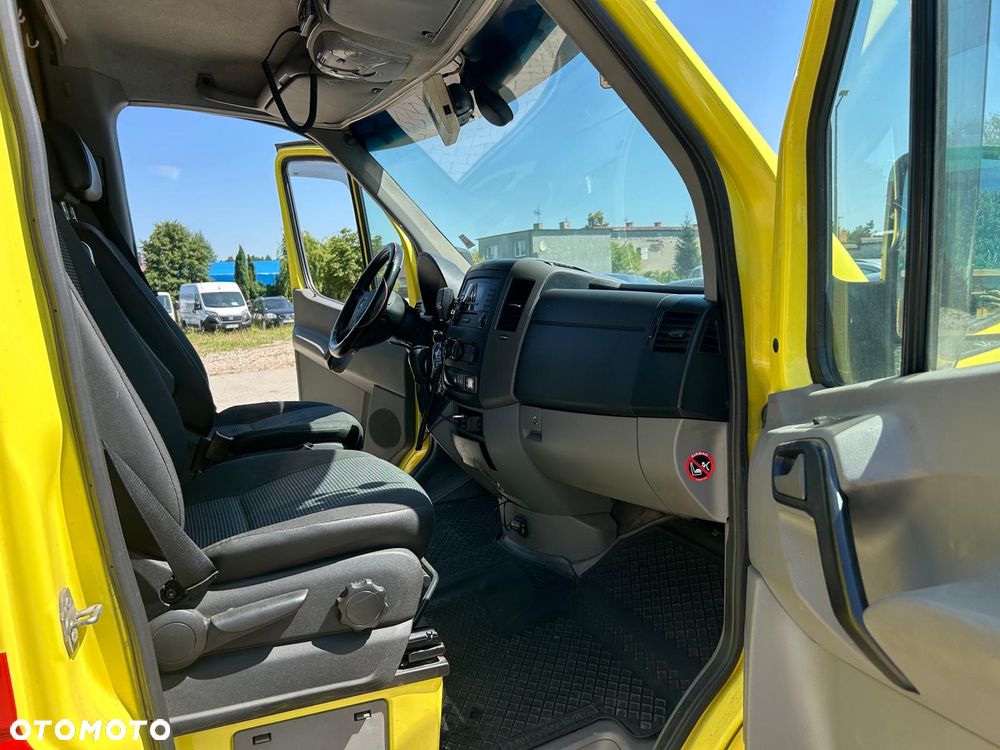 Mercedes-Benz Sprinter - 14