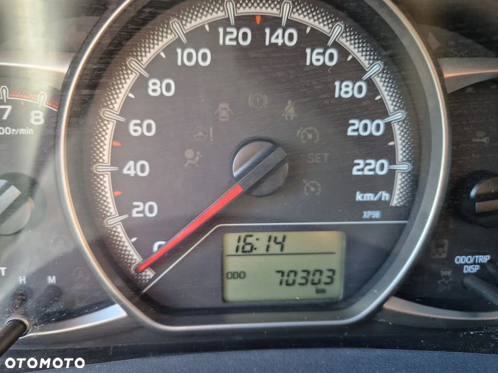 Toyota Yaris 1.33 Premium - 11