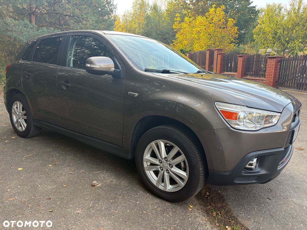 Mitsubishi ASX - 4