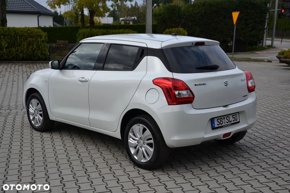 Suzuki Swift 1.2 Dualjet Allgrip Comfort - 6