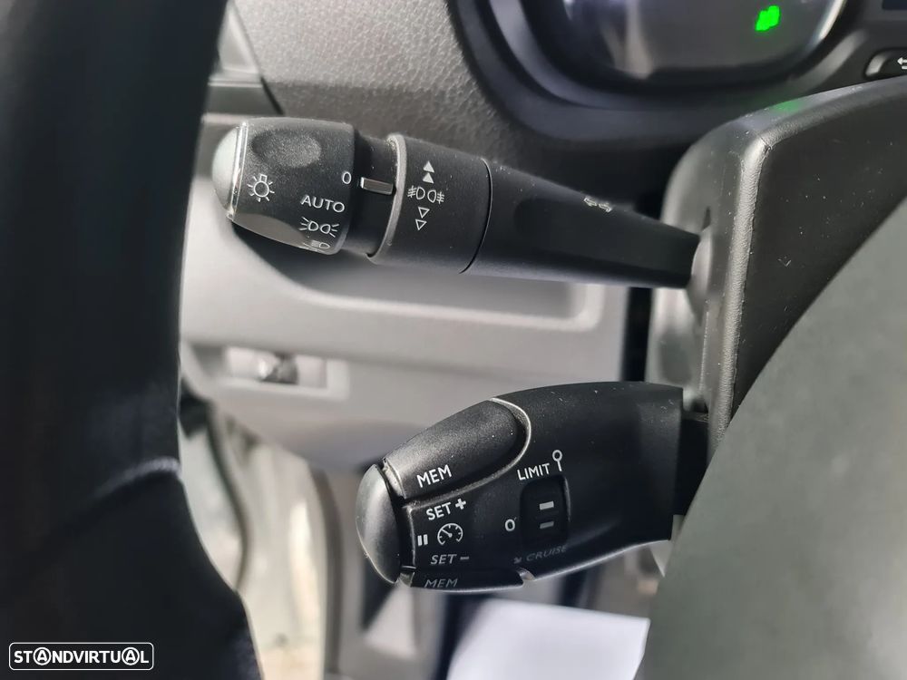 Peugeot EXPERT 2.0 HDI 150CV  *GPS *AC *CÂMERA* IVA DEDUTÍVEL - 28