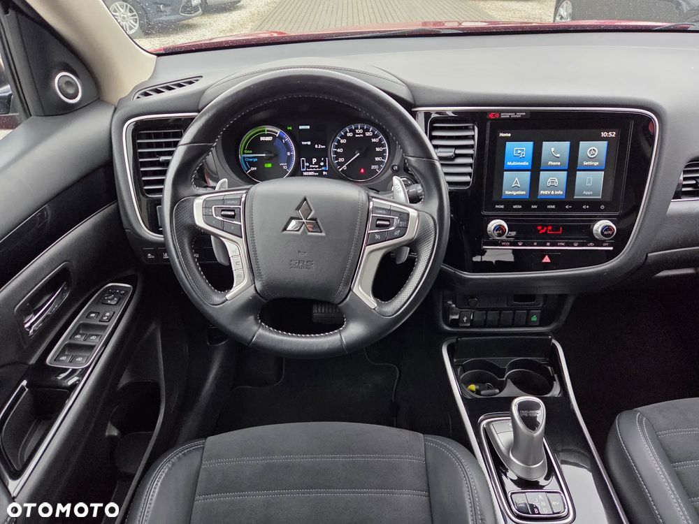 Mitsubishi Outlander - 20