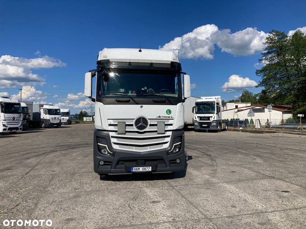 Mercedes-Benz Actros 1845