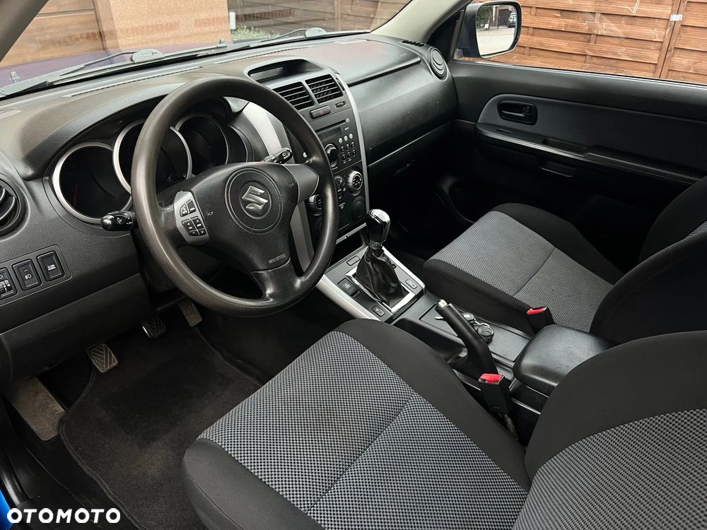 Suzuki Grand Vitara 1.6 City - 9