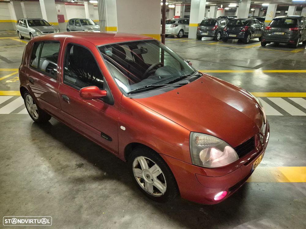 Renault Clio 1.2 16V SE Extreme - 8