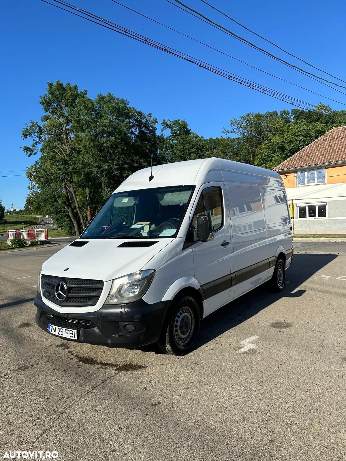 Mercedes-Benz Sprinter - 2